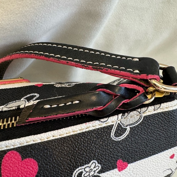 Dooney & Bourke Disney Sweethearts - 2014 Mickey and Minnie Small Barrel… - Picture 7 of 15